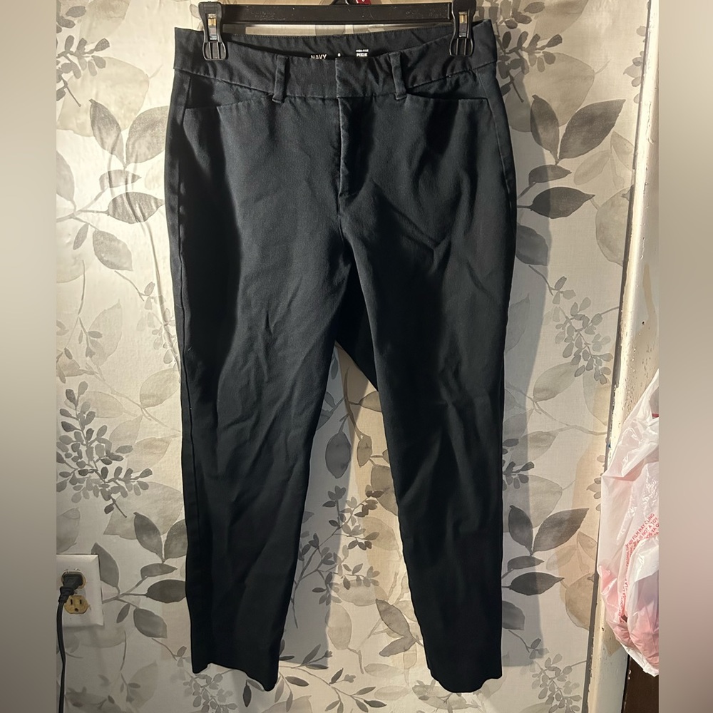 Old Navy Curvy High Waisted Pixie Ankle Pants size 8 petite